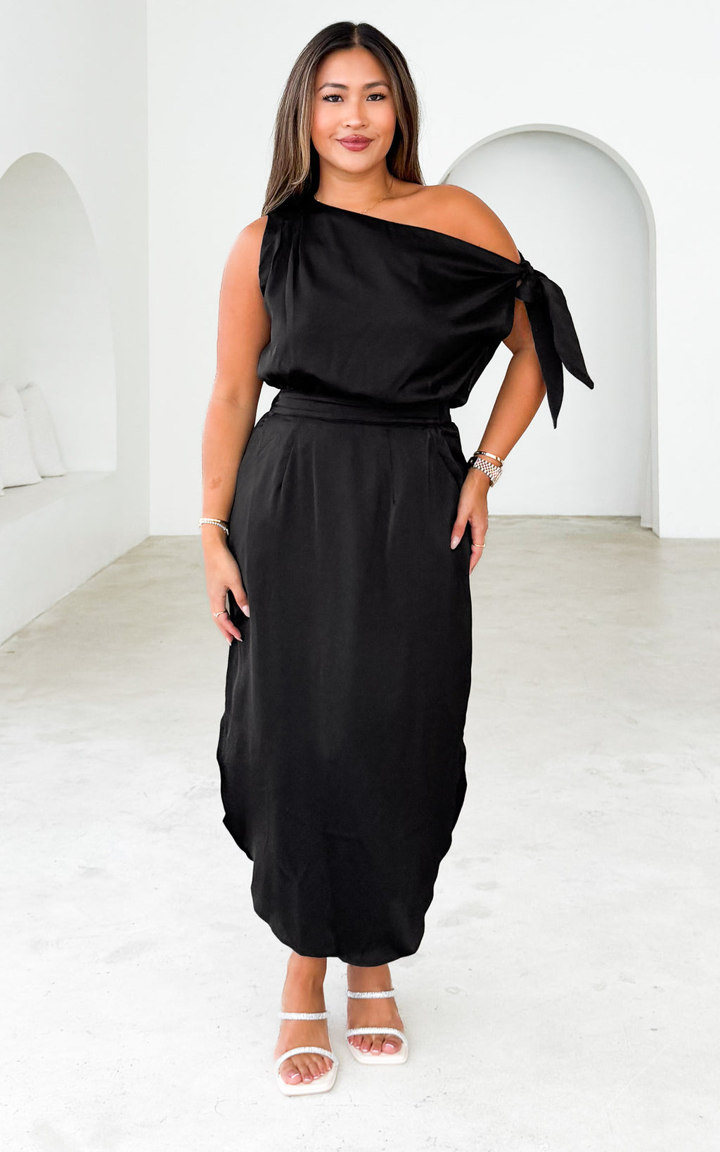 Solene Midi Dress - Black