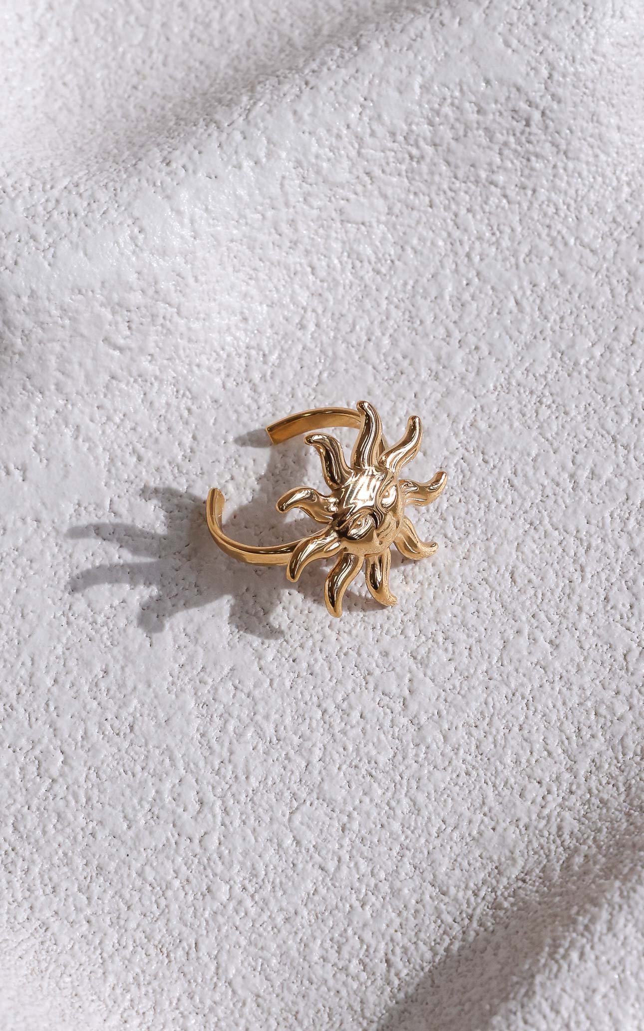 Delos Ring - Gold Sun Face