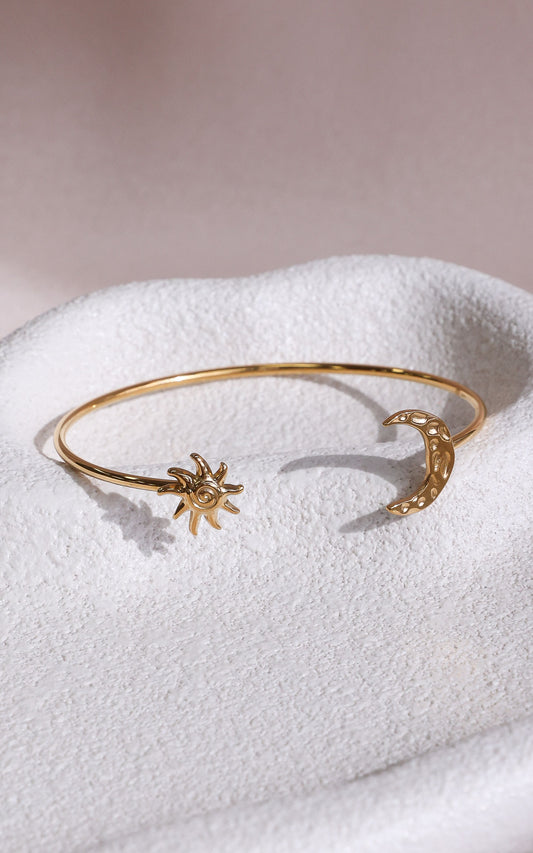 Soluna Cuff Bangle - Gold Sun Moon