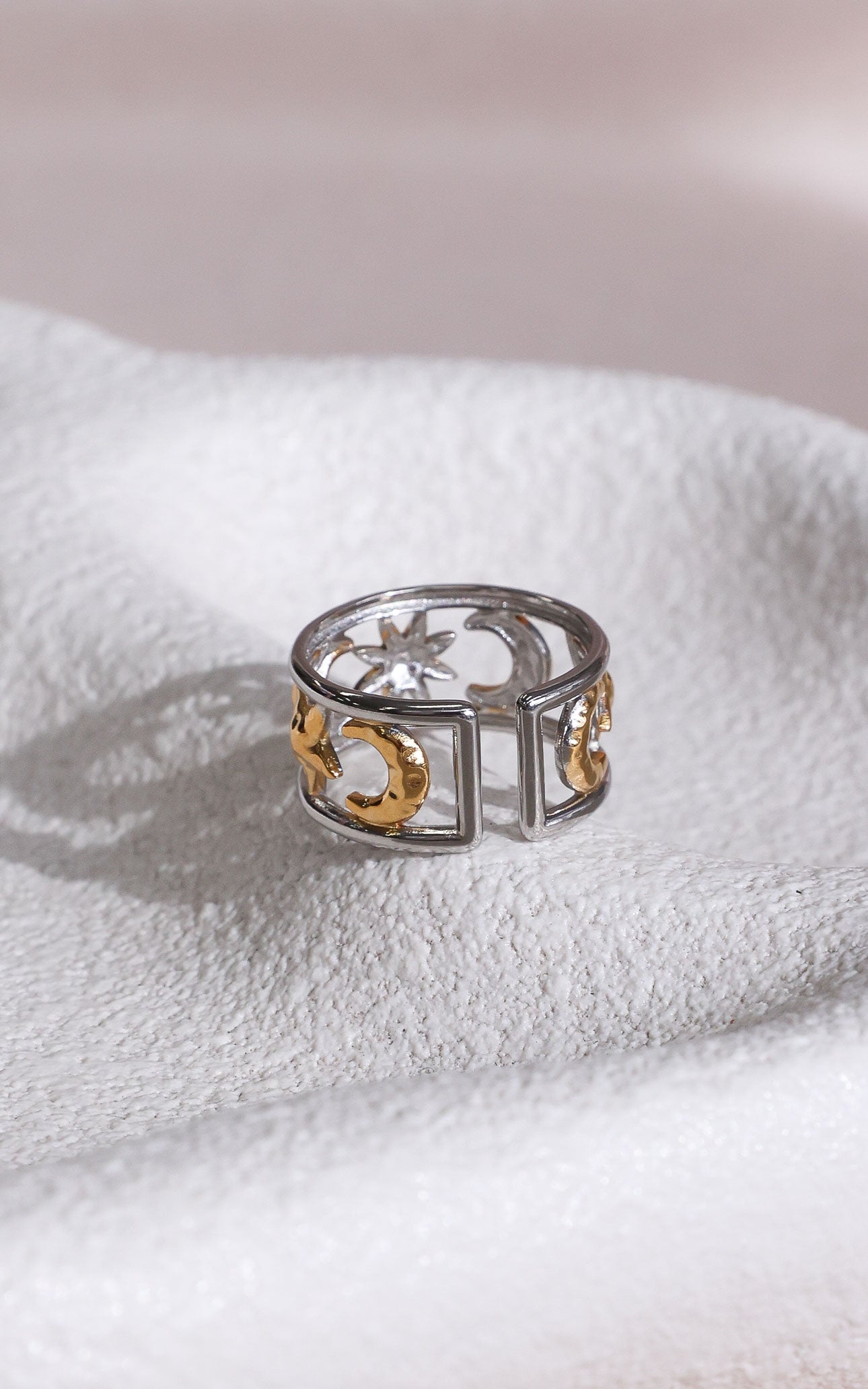 Soluna Ring - Silver Gold Celestial