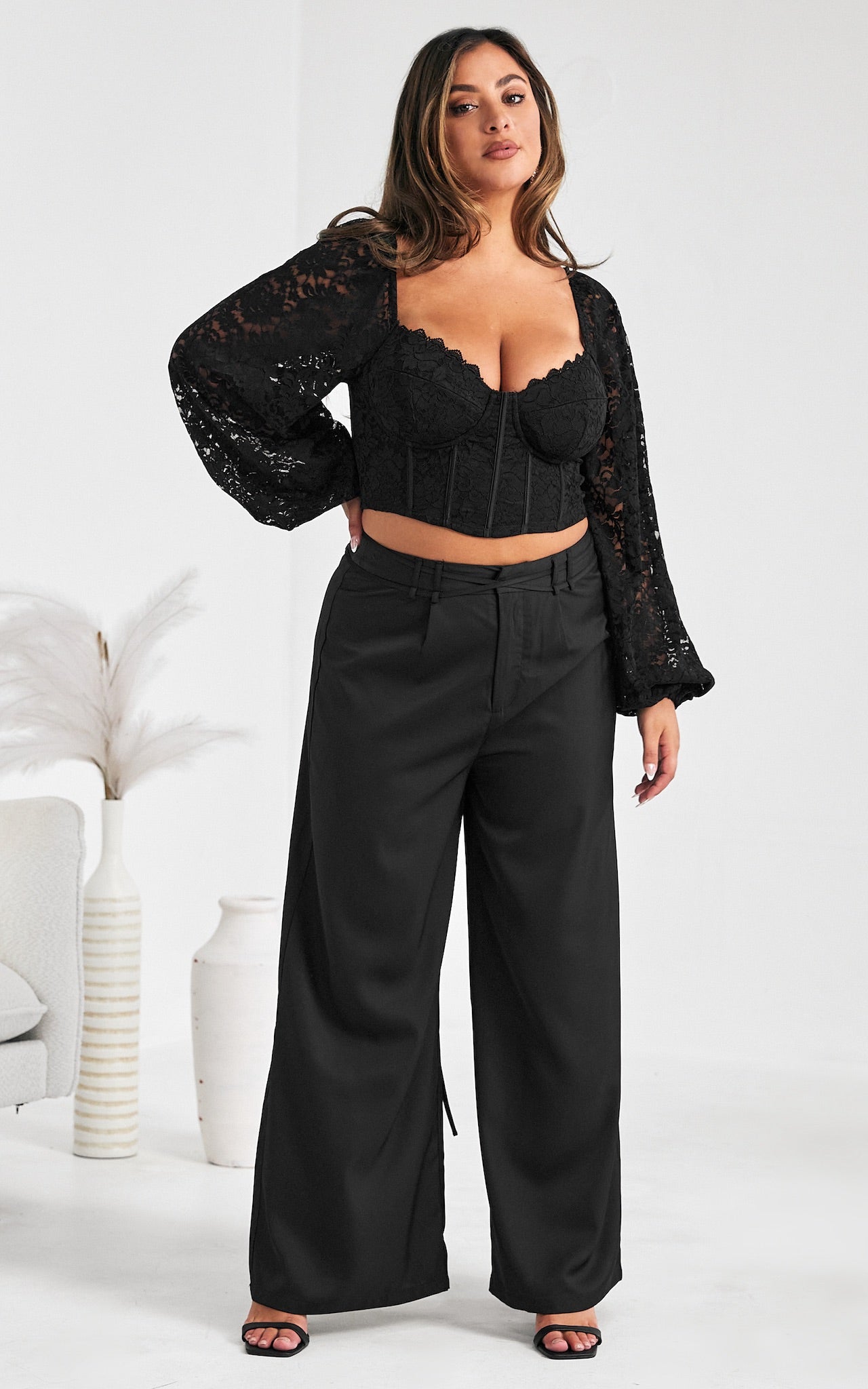 Soulmate Lace Crop Top - Black