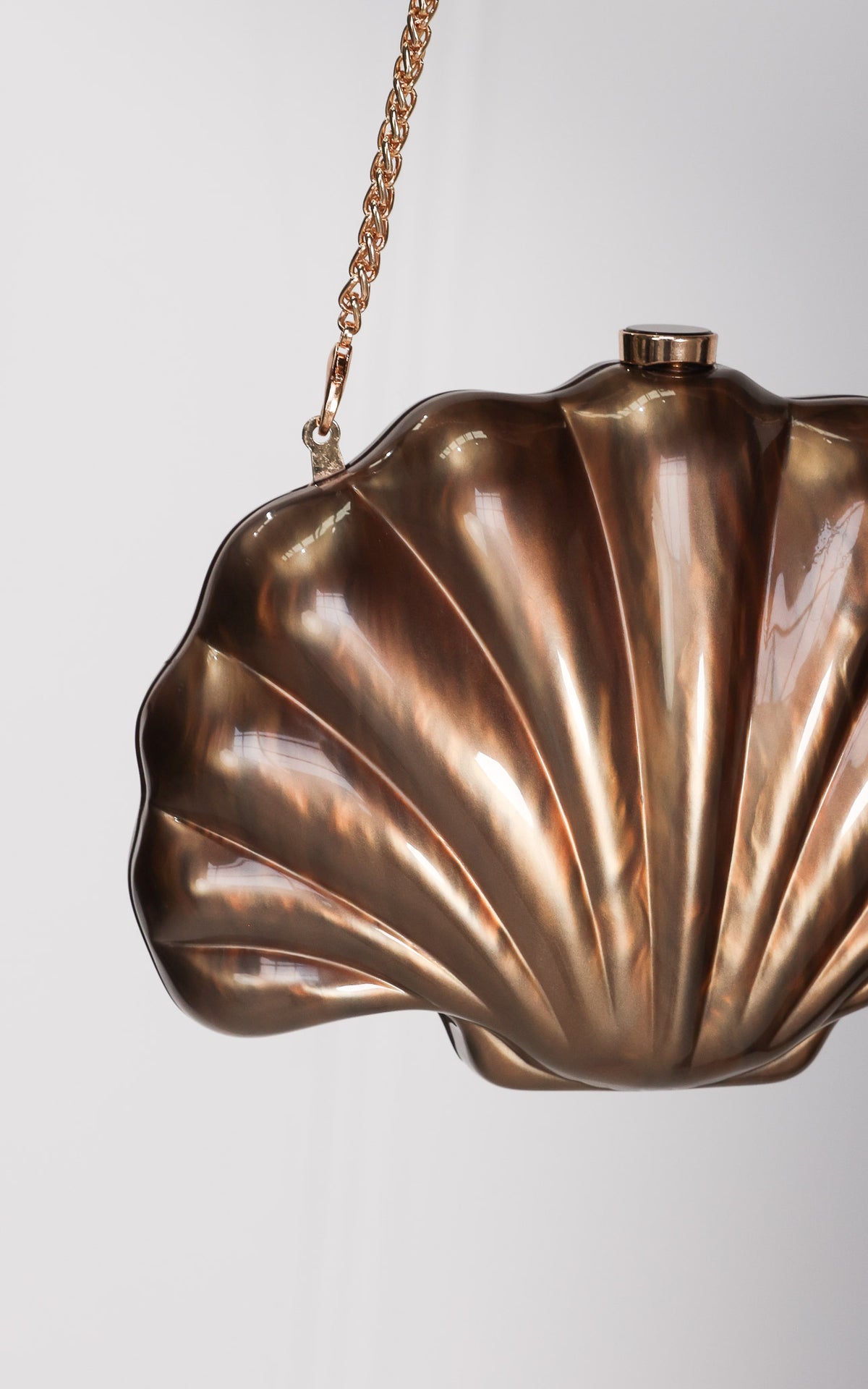Serenade Shell Clutch Bag - Mocha Pearl