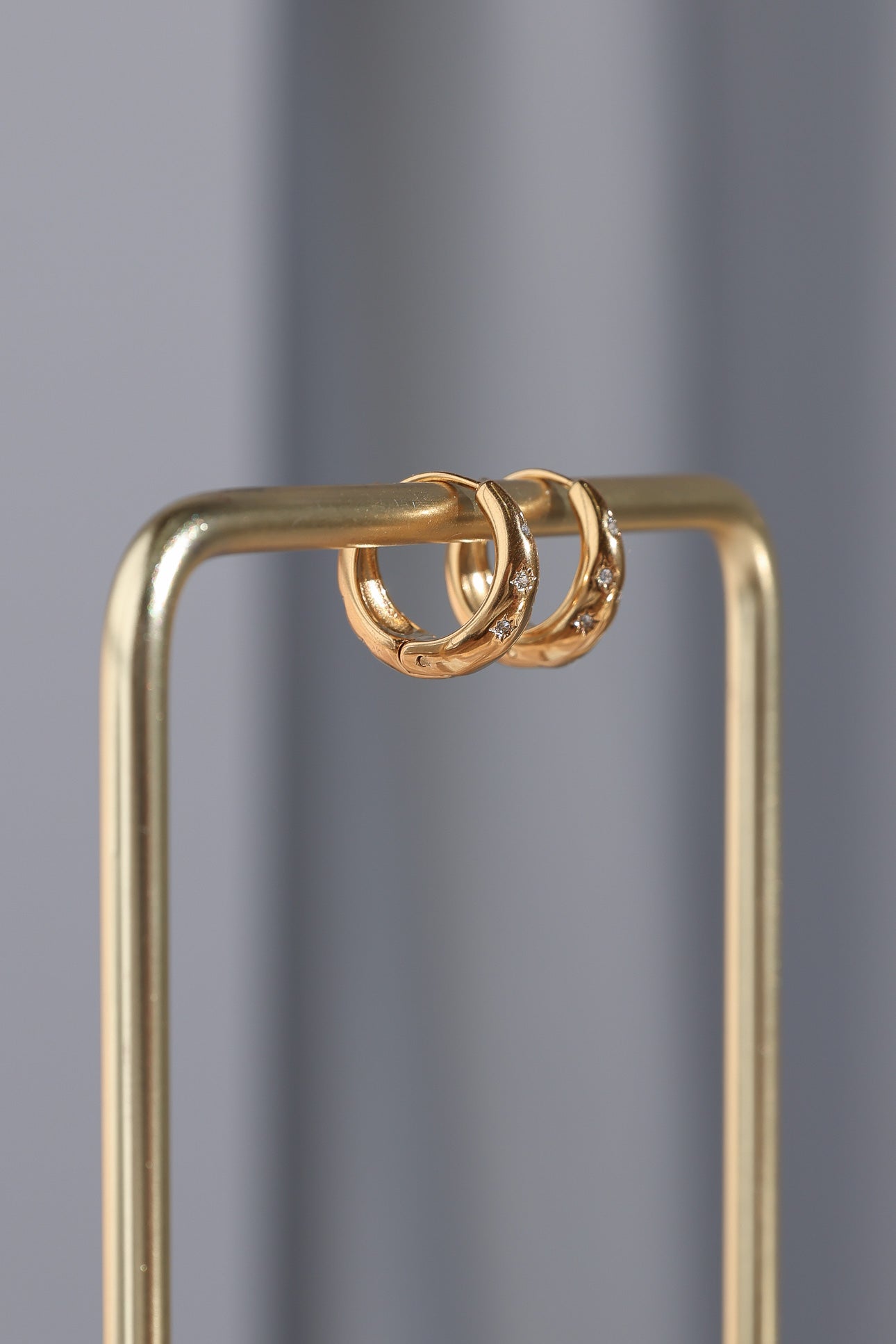 Starky Hoop Earrings - Gold Bubble U Diamante