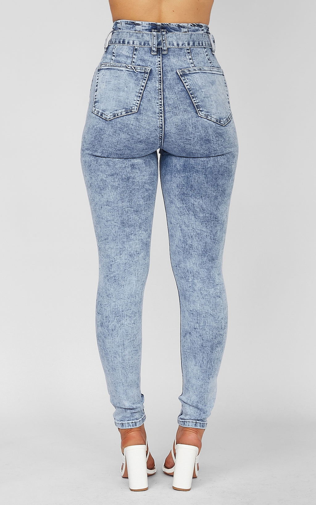 Tommy Jeans - Acid Wash