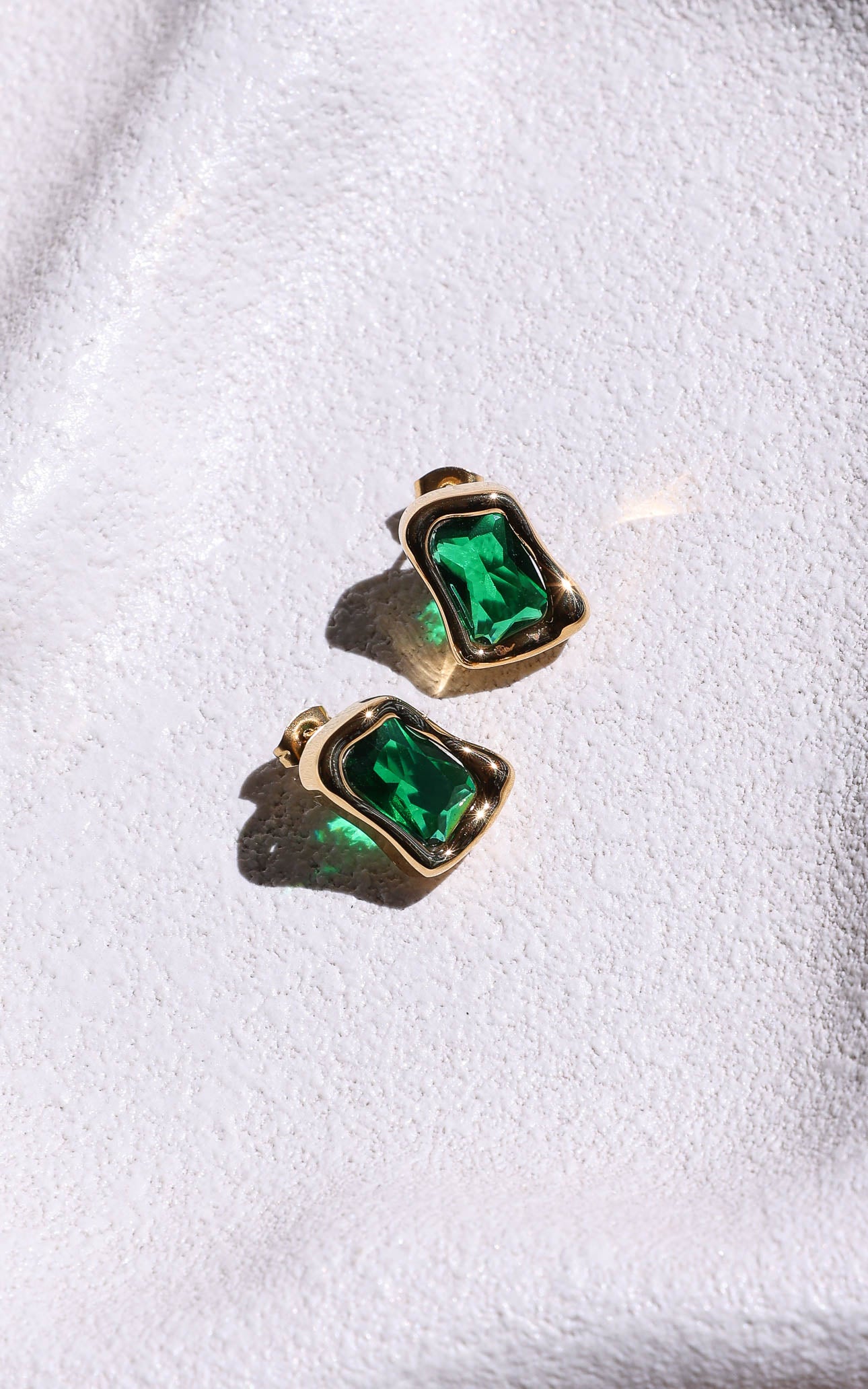 Topazia Stud Earrings - Gold Green Stone