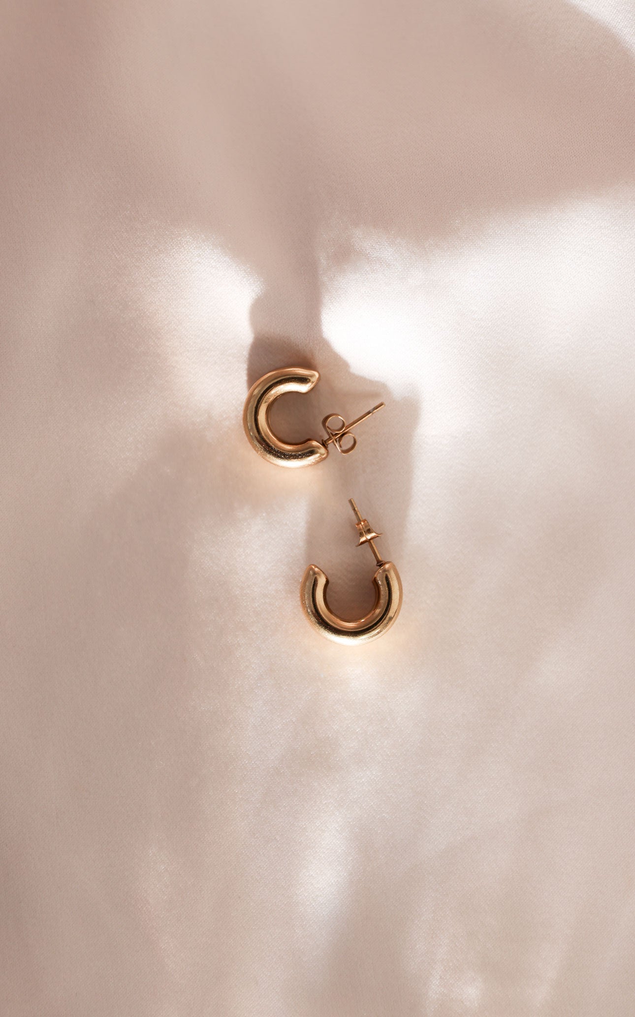 Tristan Hoop Earrings - Gold Double Rib