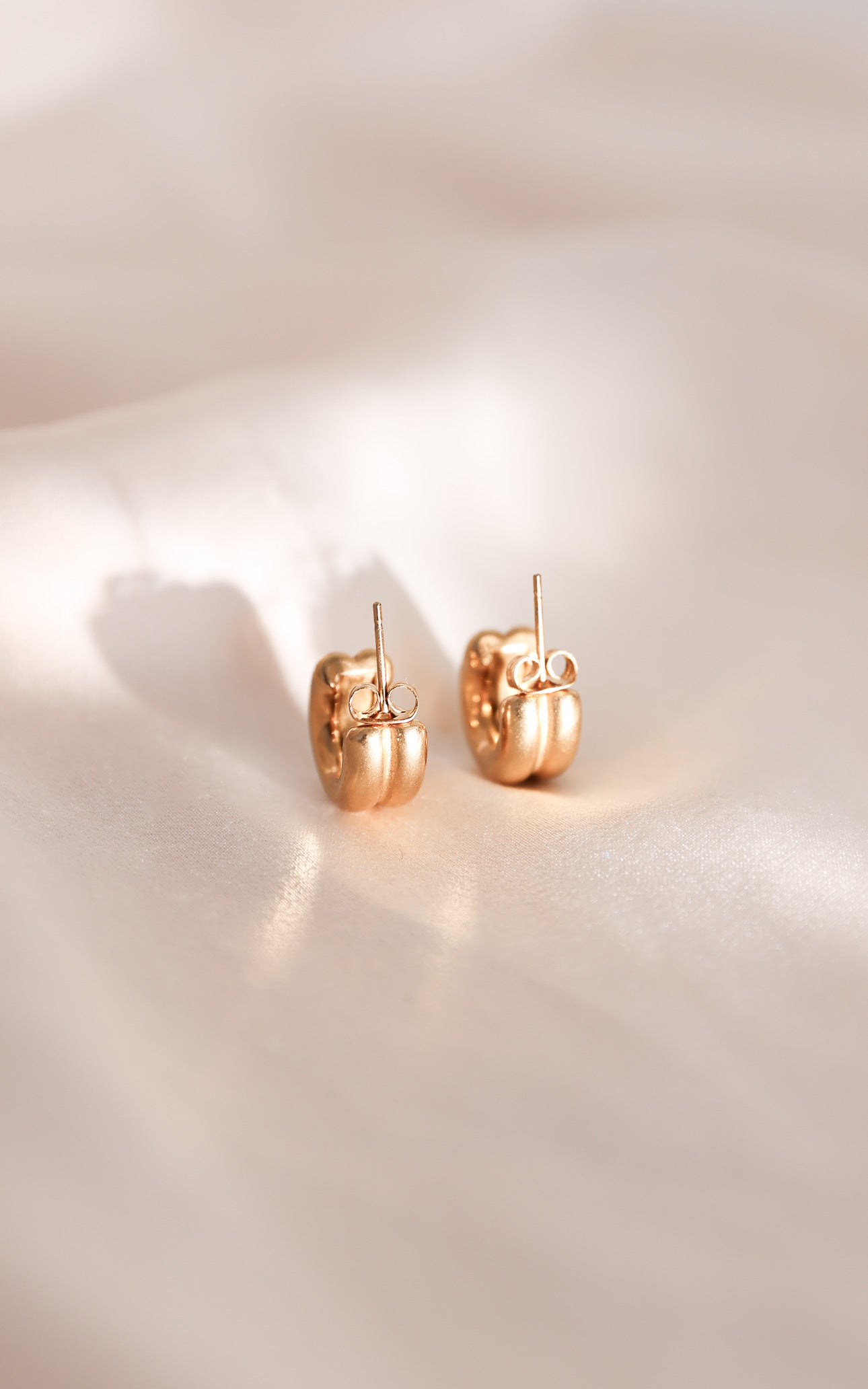 Tristan Hoop Earrings - Gold Double Rib