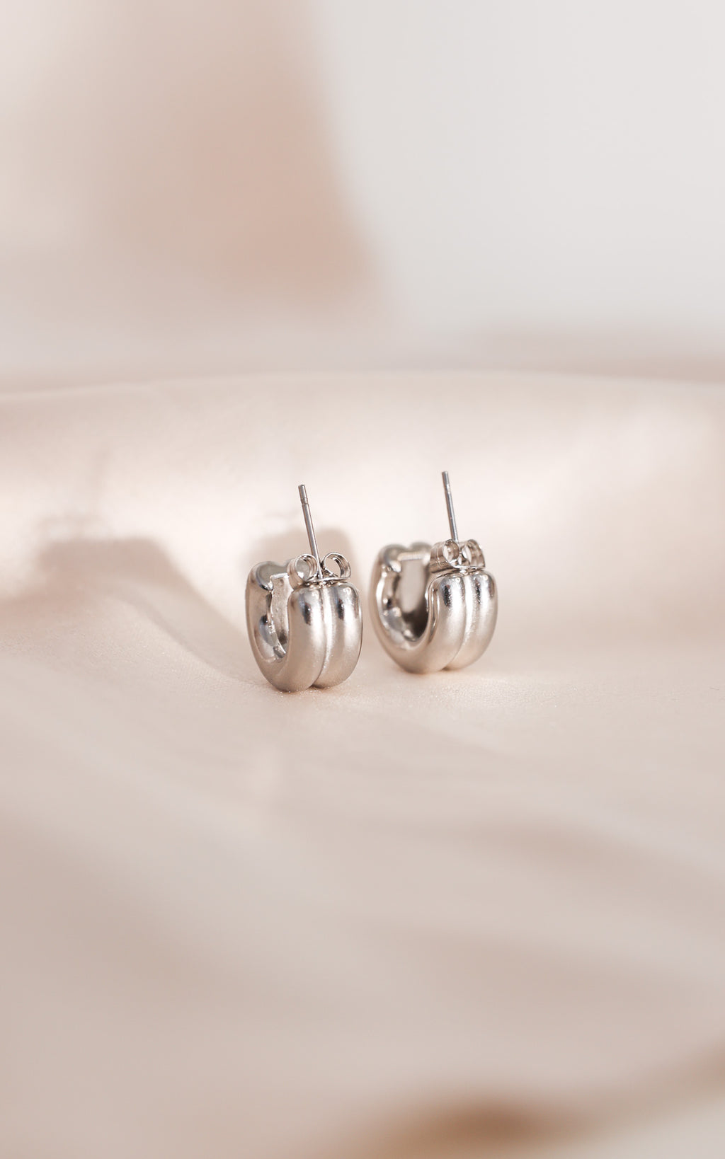 Tristan Hoop Earrings - Silver Double Rib
