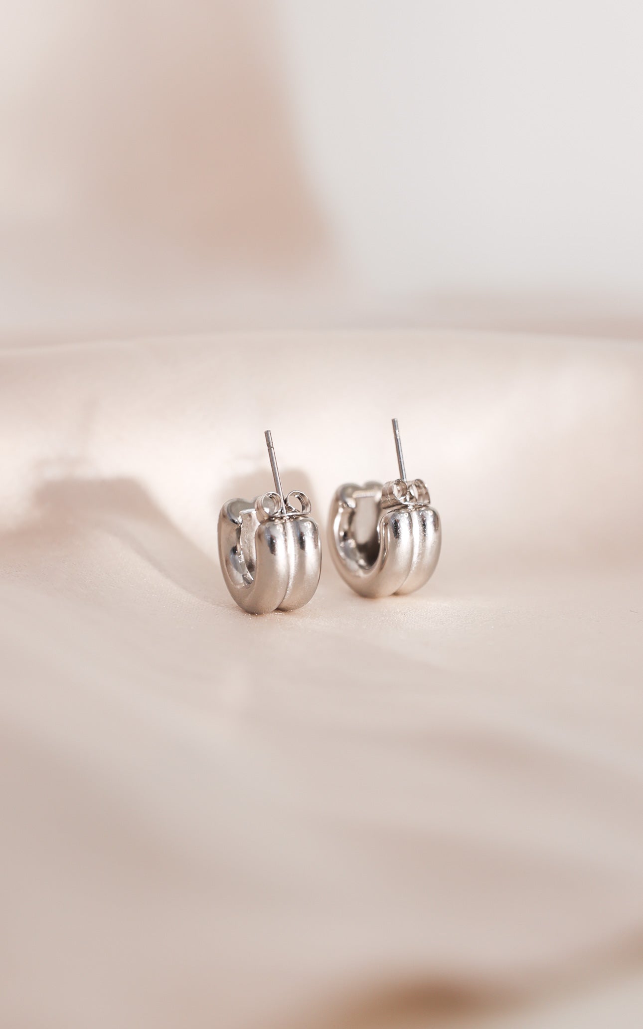 Tristan Hoop Earrings - Silver Double Rib