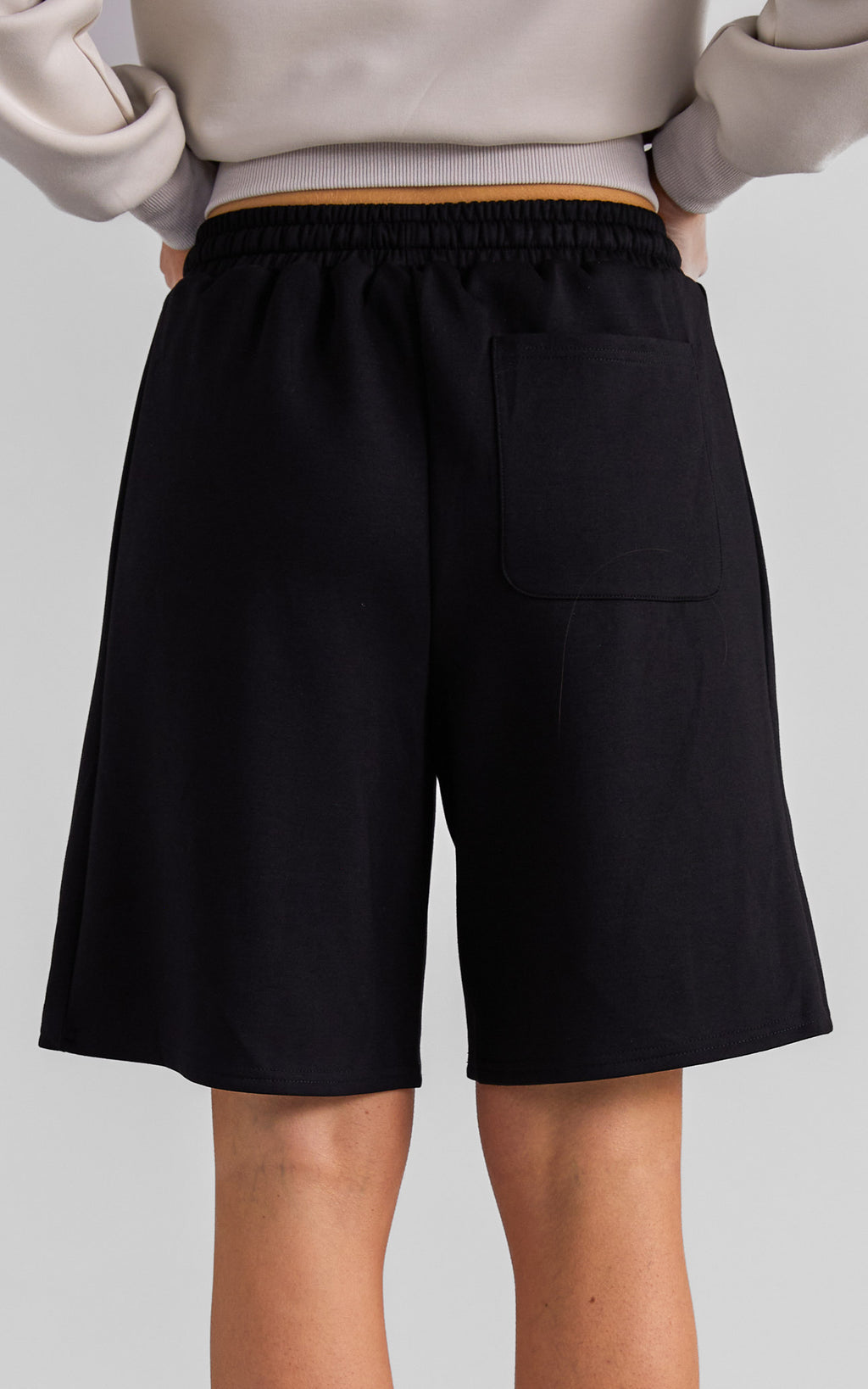 Tobi Unisex Boxy Shorts - Black