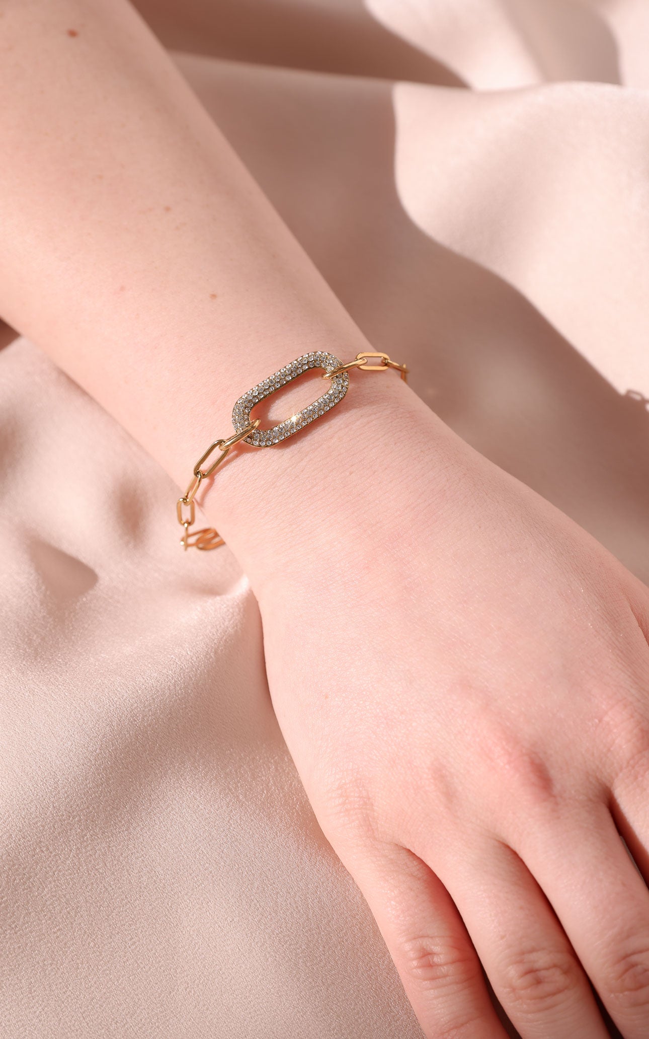 Twinka Bracelet - Gold Link Diamante