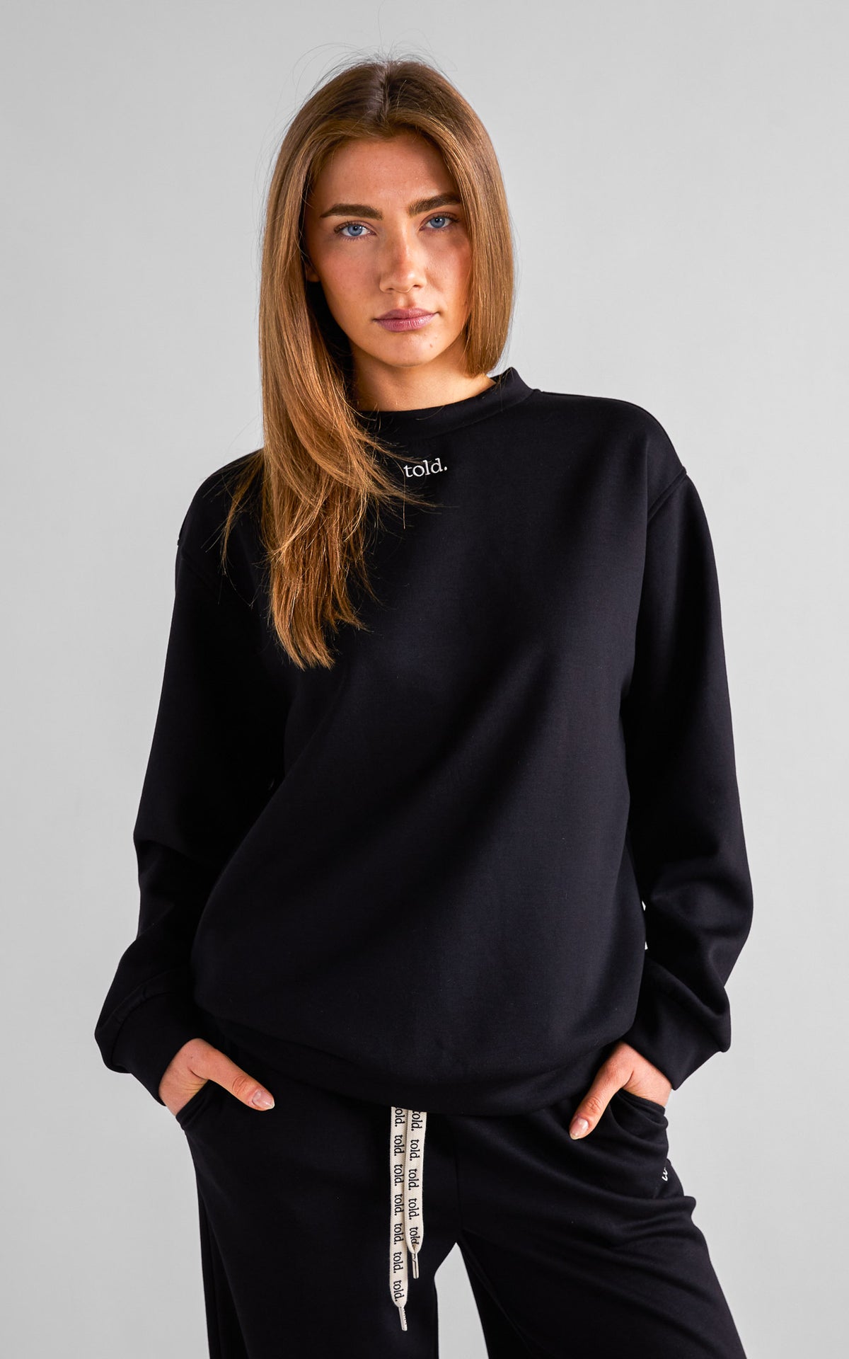 Tobi Unisex Crew Neck Jumper - Black