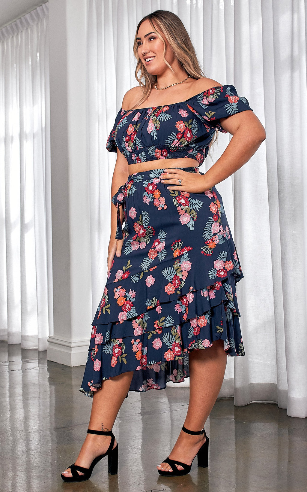 Vacation Top - Navy Cactus