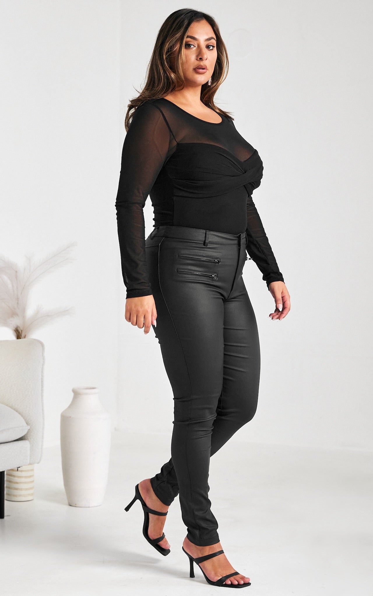 Veda Mesh Top - Black