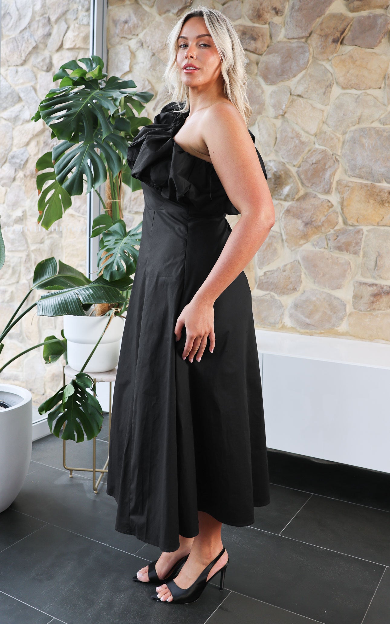 Vesper Maxi Dress - Black
