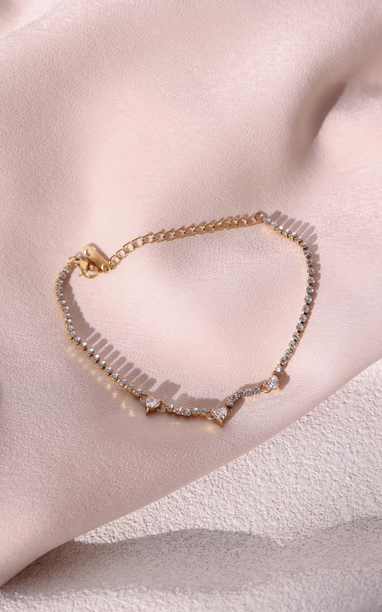 Vienne Chain Bracelet - Gold Triple Heart Diamante