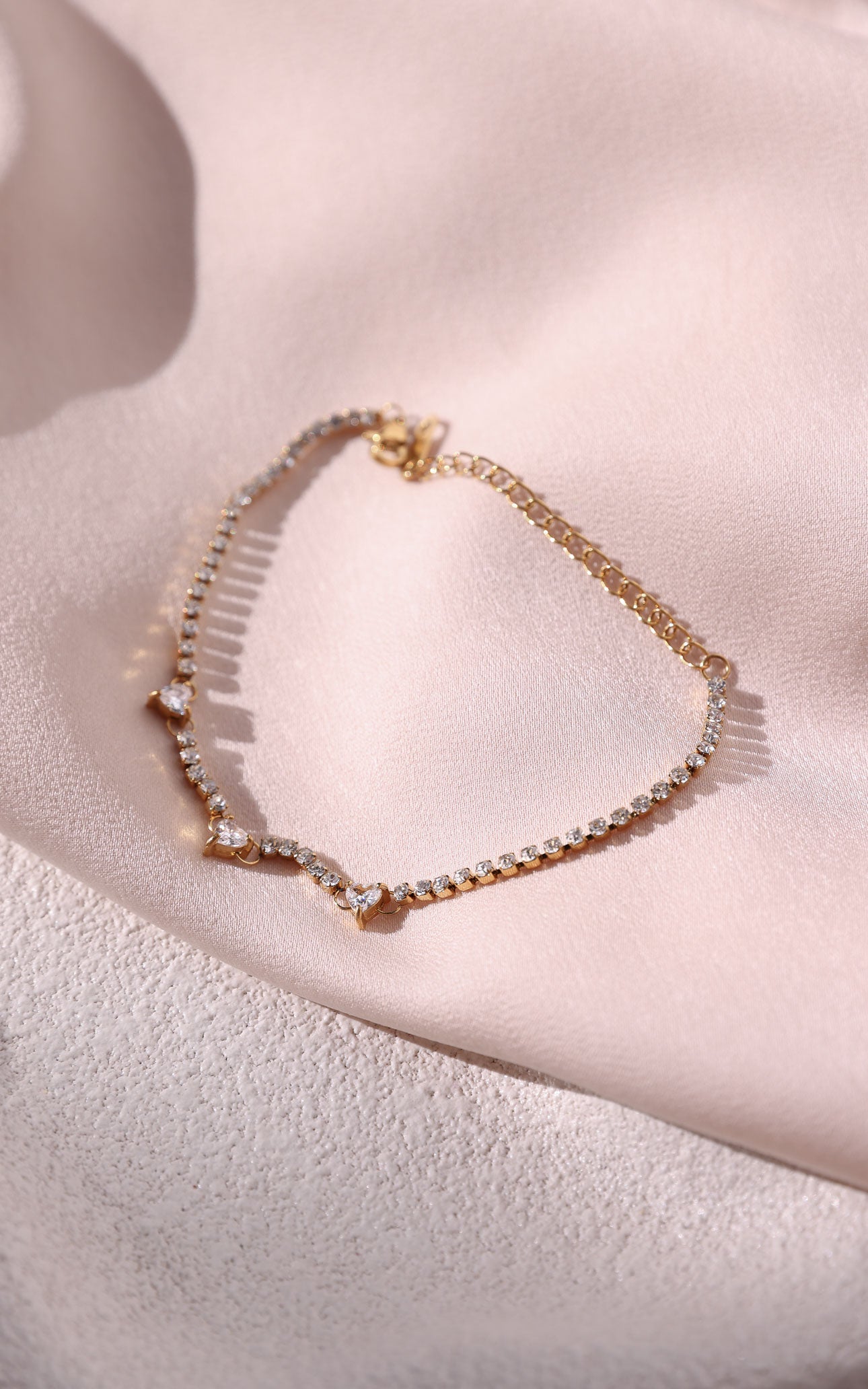 Vienne Chain Bracelet - Gold Triple Heart Diamante