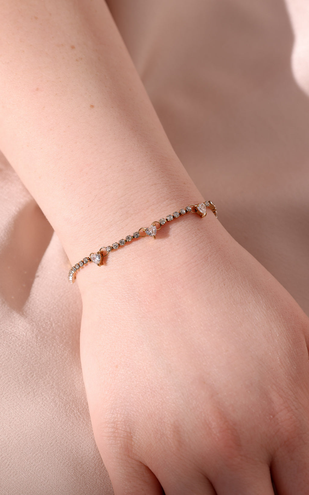 Vienne Chain Bracelet - Gold Triple Heart Diamante
