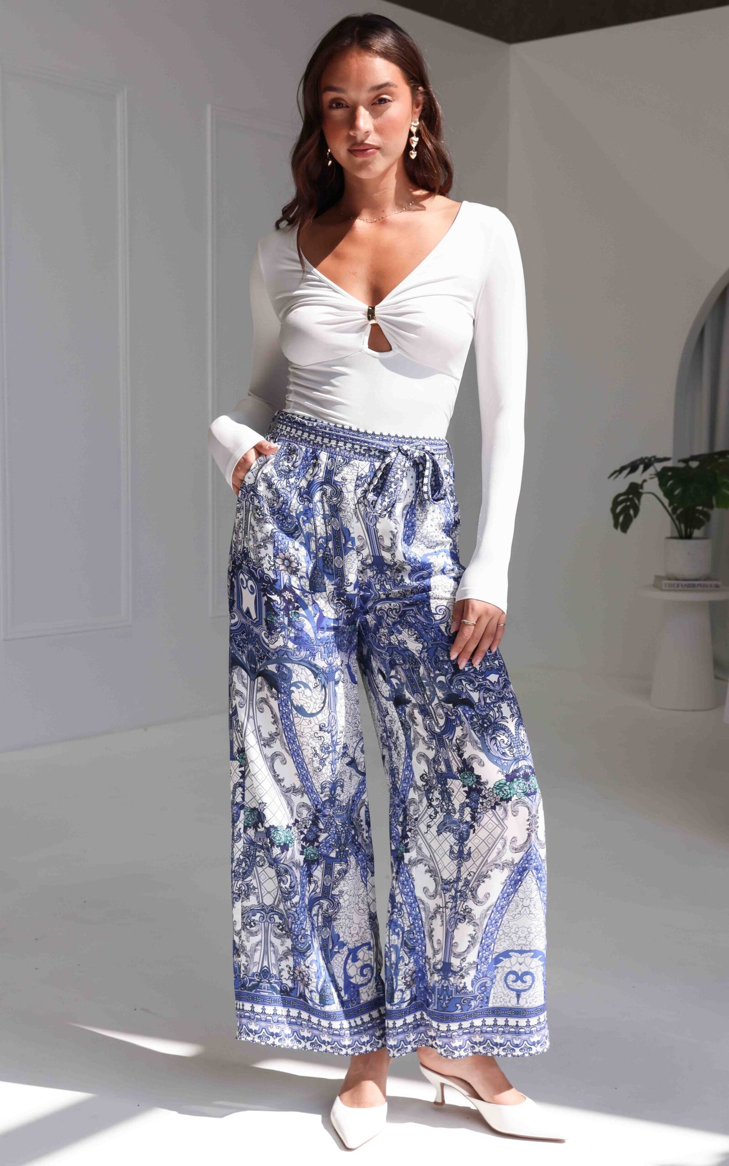 Layla Wide Leg Pants - White Blue Floral