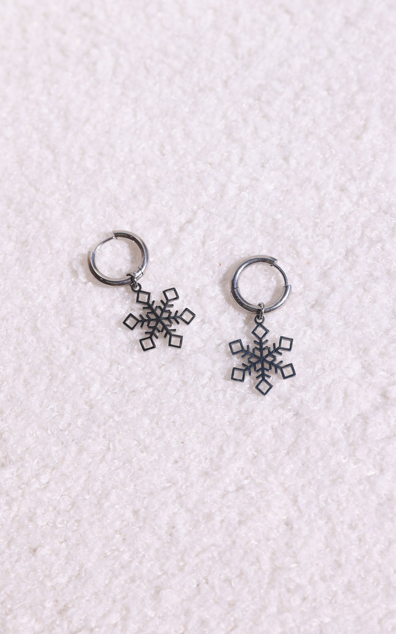 Winter Wonderland Hoop Charm Earrings - Silver Snowflake