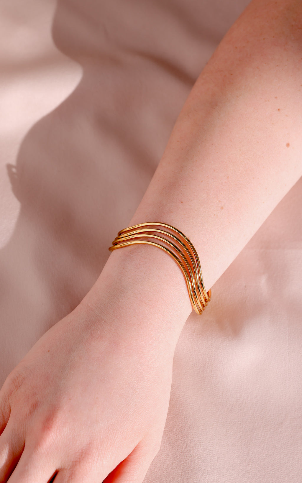 Waverly Cuff Bangle - Multi Gold Dip