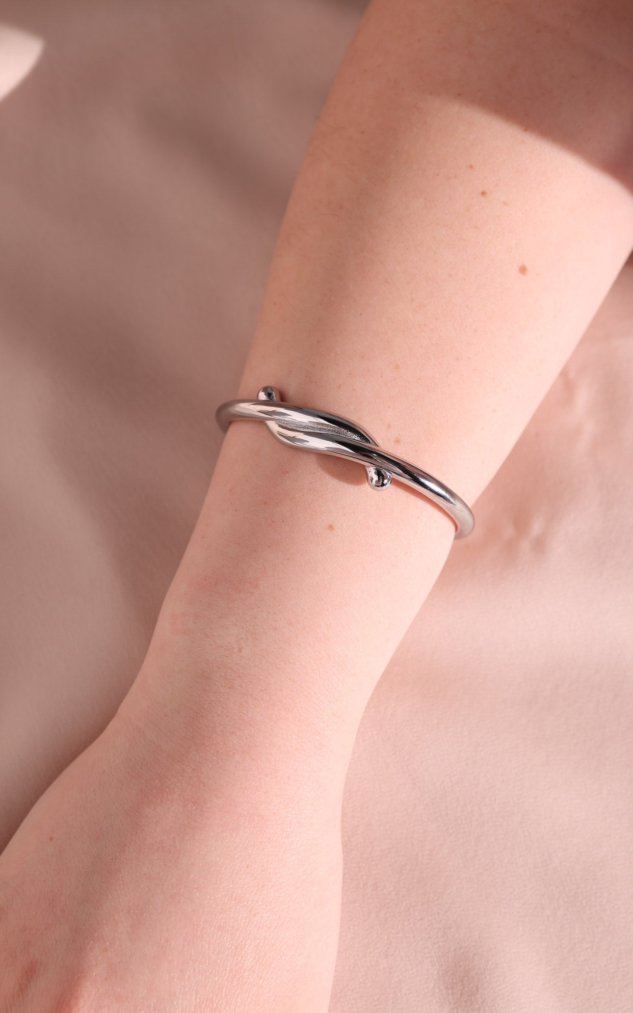 Xena Cuff Bangle - Silver Twist
