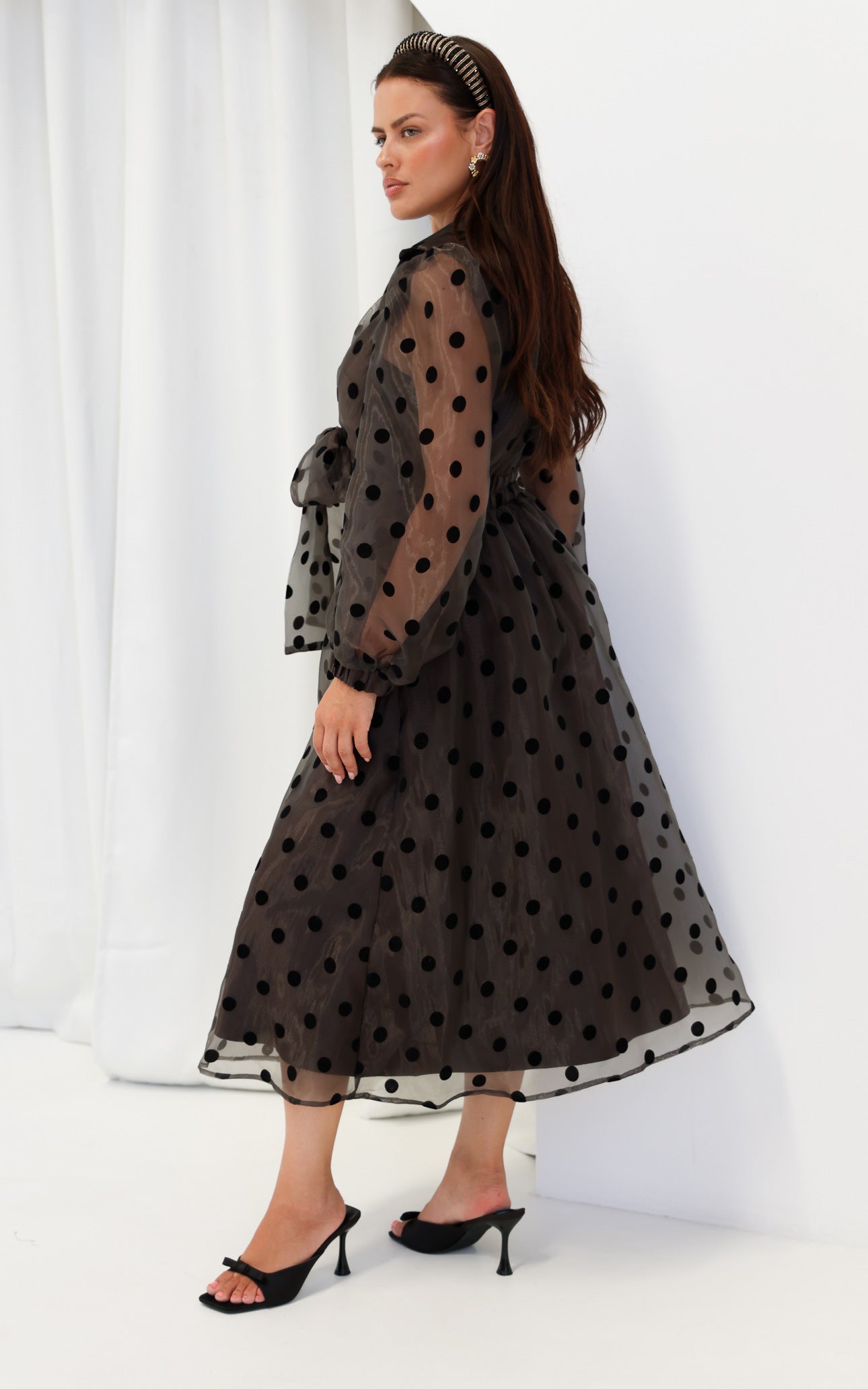 Zoeva Long Sleeve Maxi Dress - Dark Brown Polka Dot