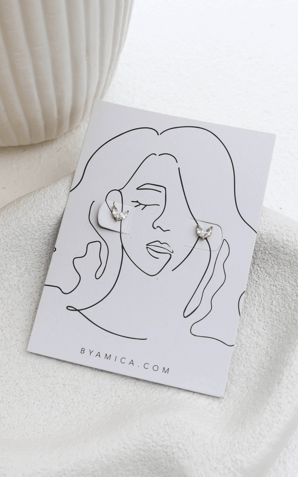 Zona Dainty Stud Earrings - Gold Double Leaf