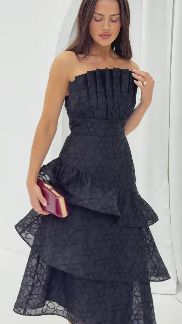 Bradshaw Maxi Dress - Black Floral Texture