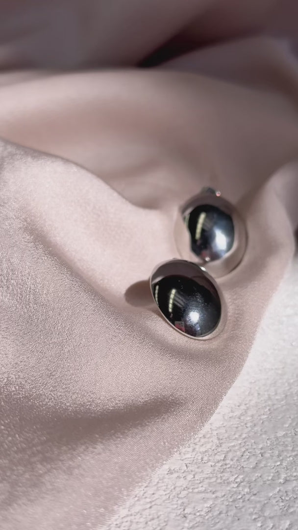 Brinda Stud Earrings - Silver Oval Dome