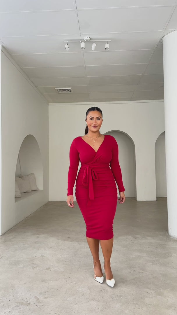 Aston Long Sleeve Midi Dress - Red
