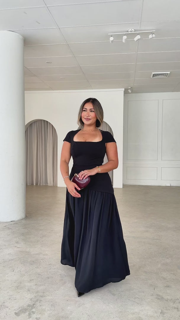 Zenia Maxi Dress - Black