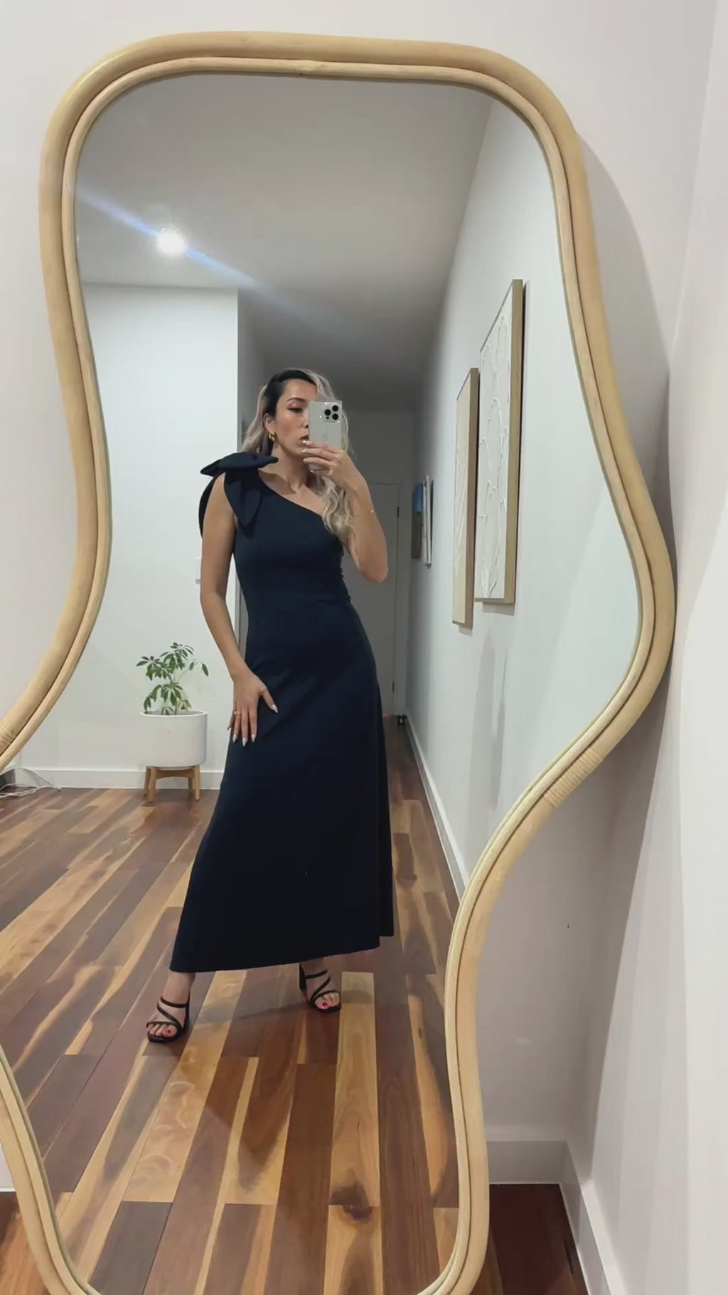 Finlee Bow Maxi Dress - Navy Black