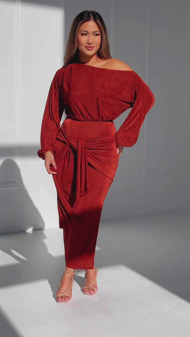 Kobe Long Sleeve Midi Dress - Rust Sheen