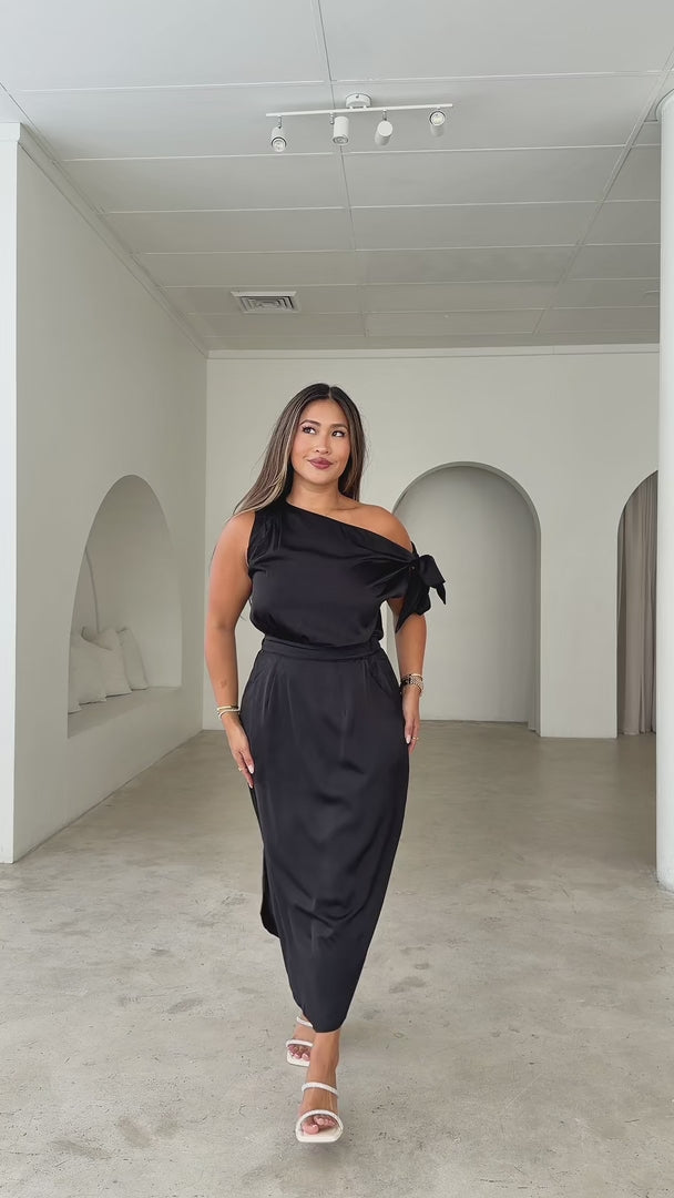 Solene Midi Dress - Black