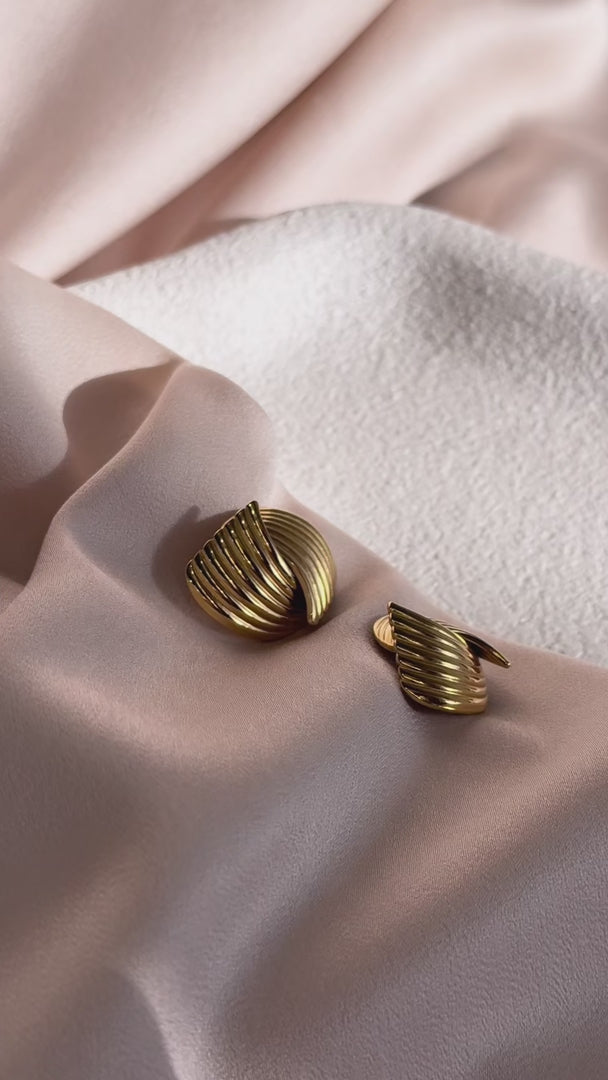 Koven Stud Earrings - Gold Ribbed Twist