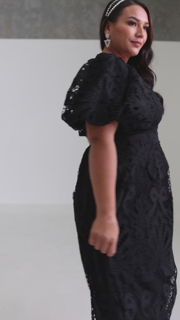 Hazelle Lace Maxi Dress - Black