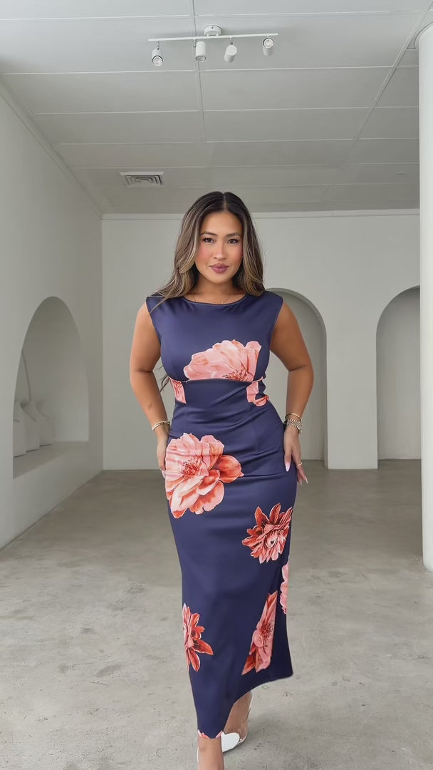 Hivita Maxi Dress - Navy Peach Floral