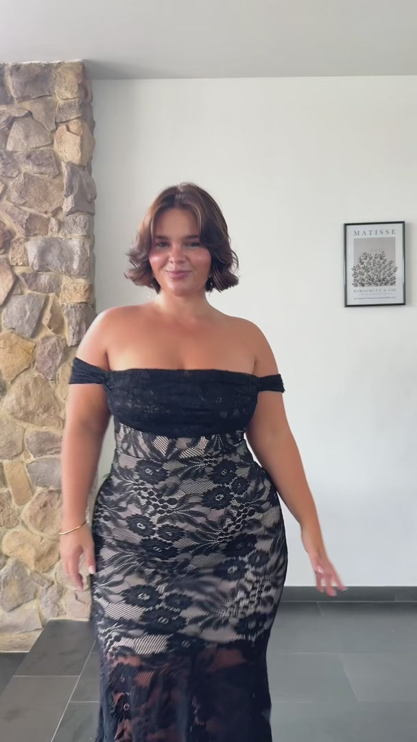 Soriella Lace Maxi Dress - Black