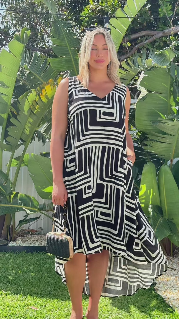 Sacha Maxi Dress - Black Cream Print