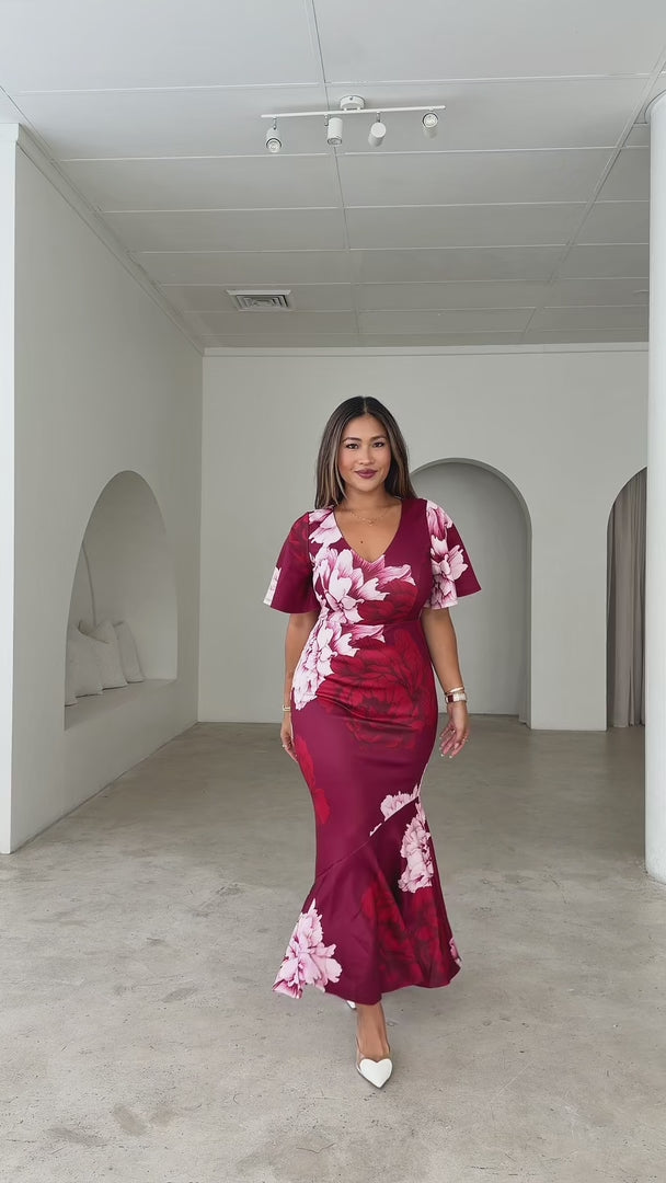 Safiya Maxi Dress - Wine Floral