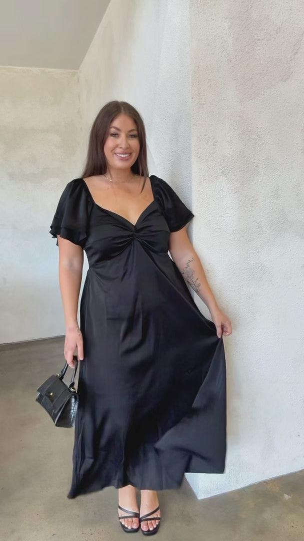 In The Sky Maxi Dress - Black