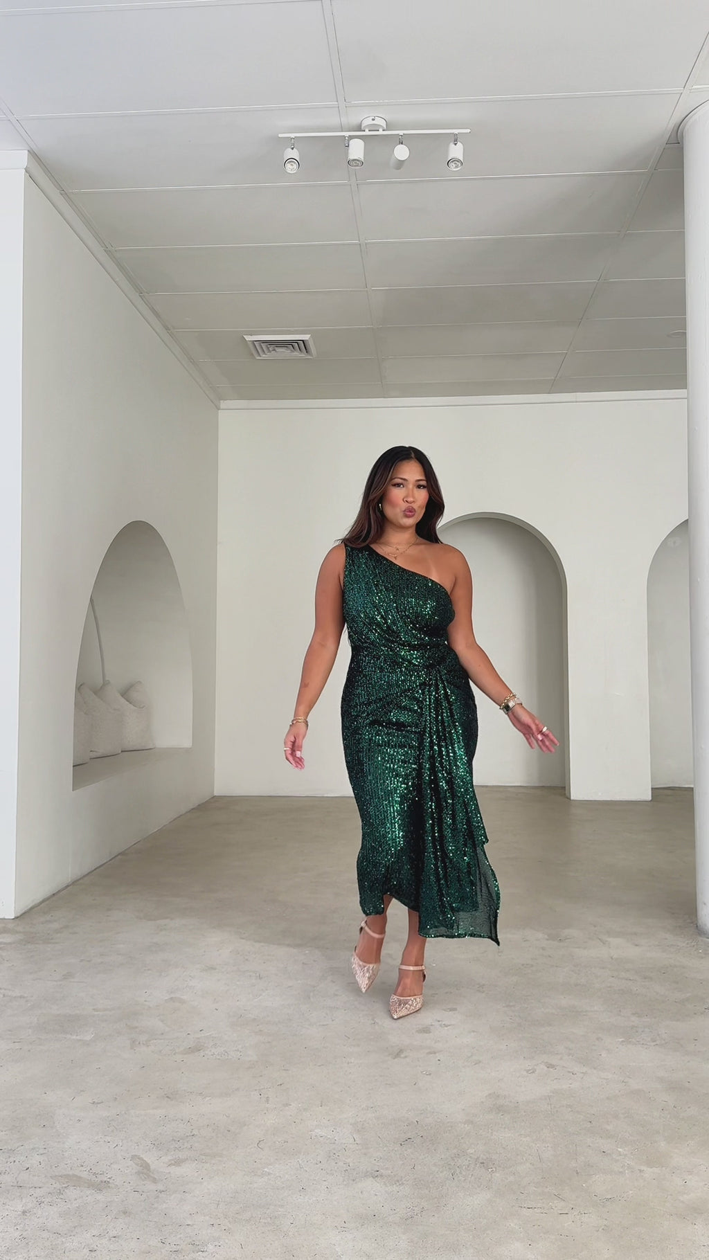 Alejandro Sequin Midi Dress - Emerald Black