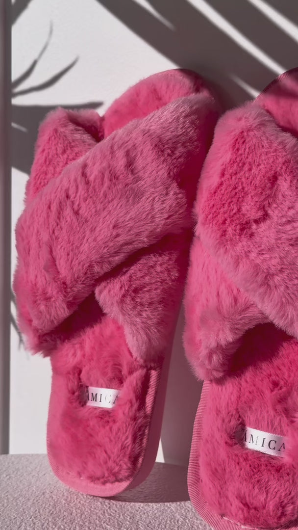 Walk To You Cross Slippers - Pink