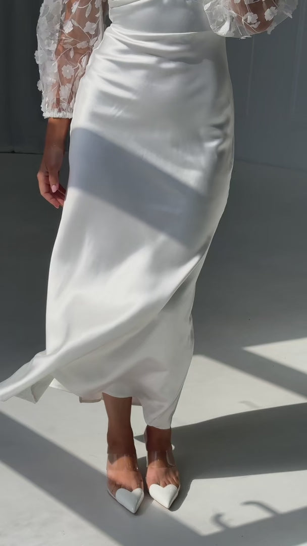 (PREORDER) Leana Maxi Dress - White