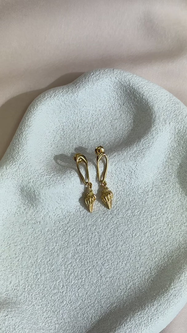 Ceto Drop Stud Earrings - Gold Seashell