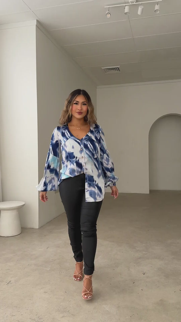 Amalla Shirt Blouse - Blue Print